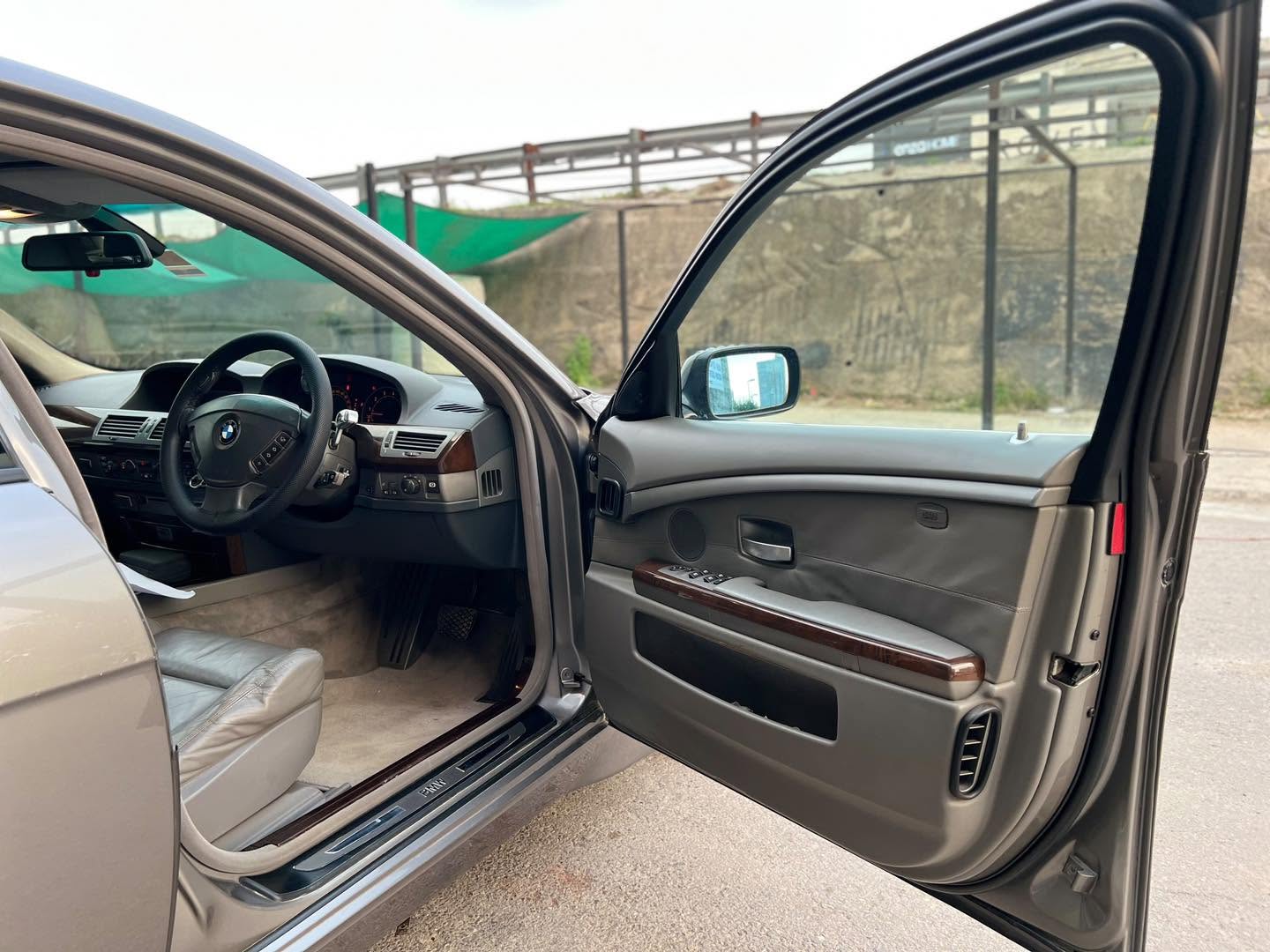 BMW 735 Li